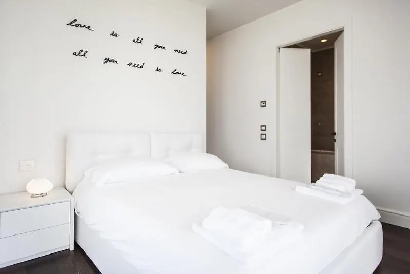 Hemeras Boutique House Penthouse Solaria ミラノ 4*,